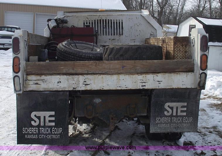 image for item 5420 1995 Chevrolet K3500 Cheyenne dually pickup truck