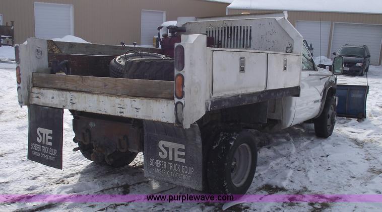 image for item 5420 1995 Chevrolet K3500 Cheyenne dually pickup truck