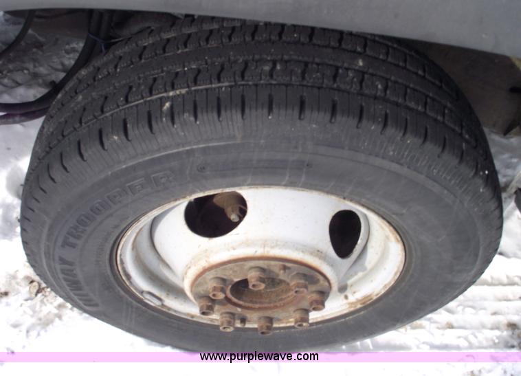 image for item 5420 1995 Chevrolet K3500 Cheyenne dually pickup truck