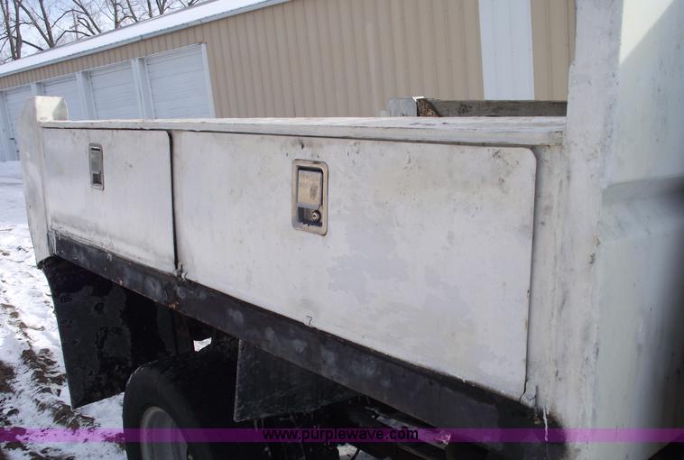 image for item 5420 1995 Chevrolet K3500 Cheyenne dually pickup truck