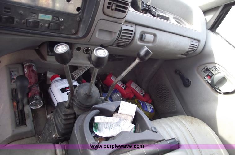 image for item 5420 1995 Chevrolet K3500 Cheyenne dually pickup truck