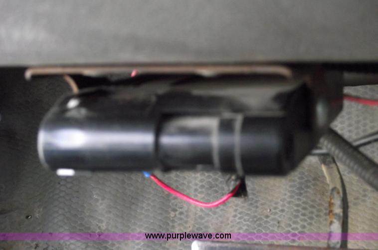 image for item 5420 1995 Chevrolet K3500 Cheyenne dually pickup truck