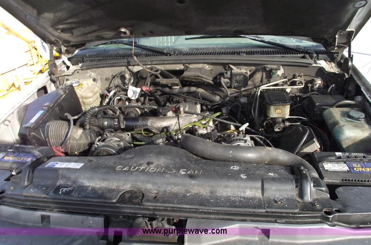 image for item 5420 1995 Chevrolet K3500 Cheyenne dually pickup truck