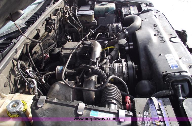 image for item 5420 1995 Chevrolet K3500 Cheyenne dually pickup truck