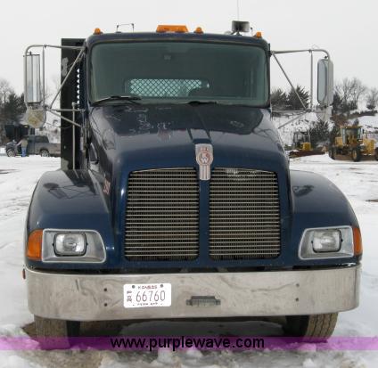 image for item 5550 1997 Kenworth T300 flatbed truck