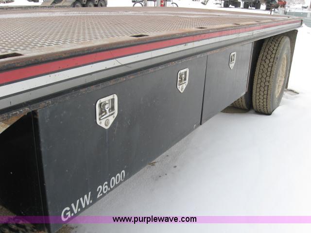 image for item 5550 1997 Kenworth T300 flatbed truck