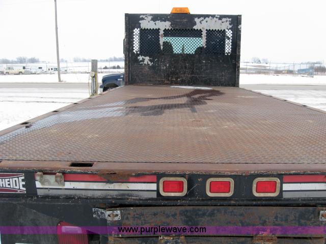 image for item 5550 1997 Kenworth T300 flatbed truck