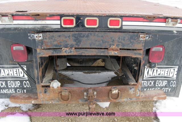 image for item 5550 1997 Kenworth T300 flatbed truck