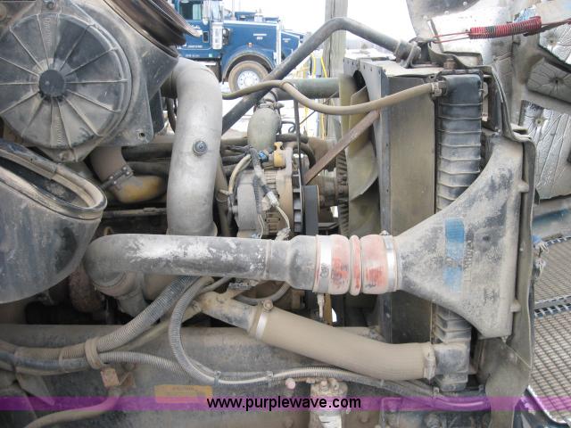 image for item 5550 1997 Kenworth T300 flatbed truck