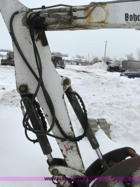 image for item 5572 2001 Bobcat 341 mini excavator