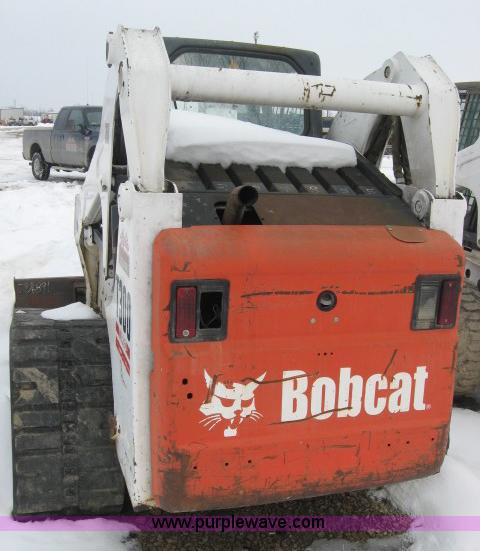 image for item 5573 2003 Bobcat T300 compact track loader
