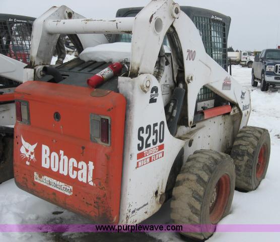 image for item 5574 2004 Bobcat S250 turbo high flow skid steer loader