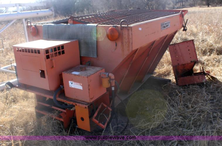 image for item 6305 Swenson spreader