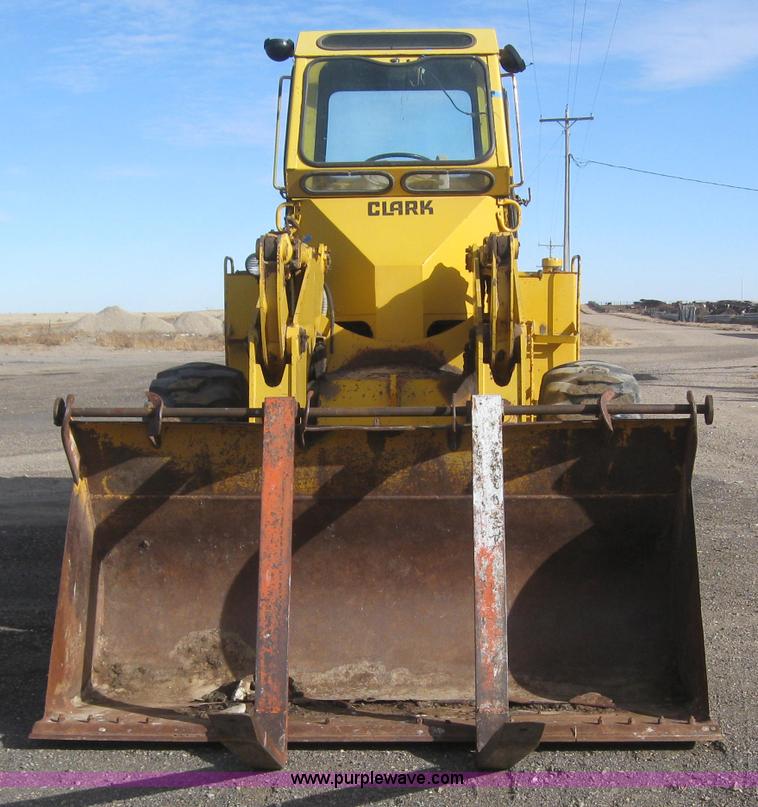 image for item 6500 1976 Clark Michigan 55B wheel loader