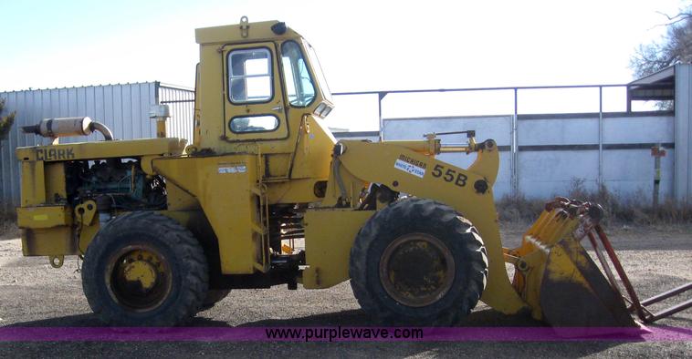 image for item 6500 1976 Clark Michigan 55B wheel loader