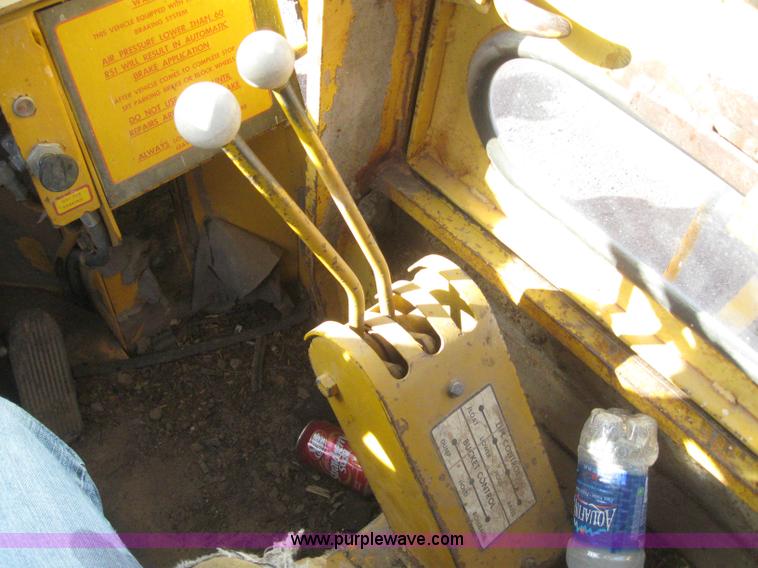 image for item 6500 1976 Clark Michigan 55B wheel loader