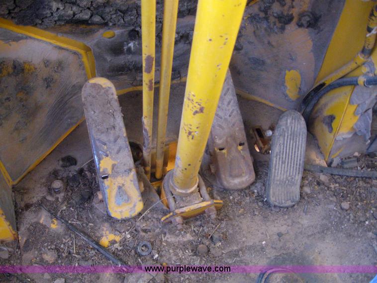 image for item 6500 1976 Clark Michigan 55B wheel loader