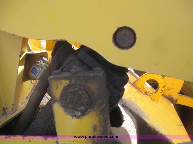 image for item 6500 1976 Clark Michigan 55B wheel loader