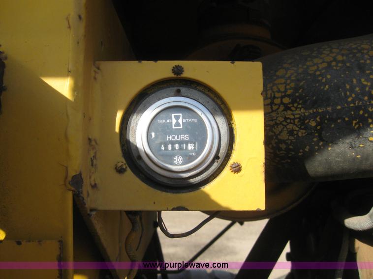 image for item 6500 1976 Clark Michigan 55B wheel loader