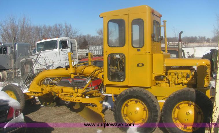 image for item 6835 Allis Chalmers D motor grader