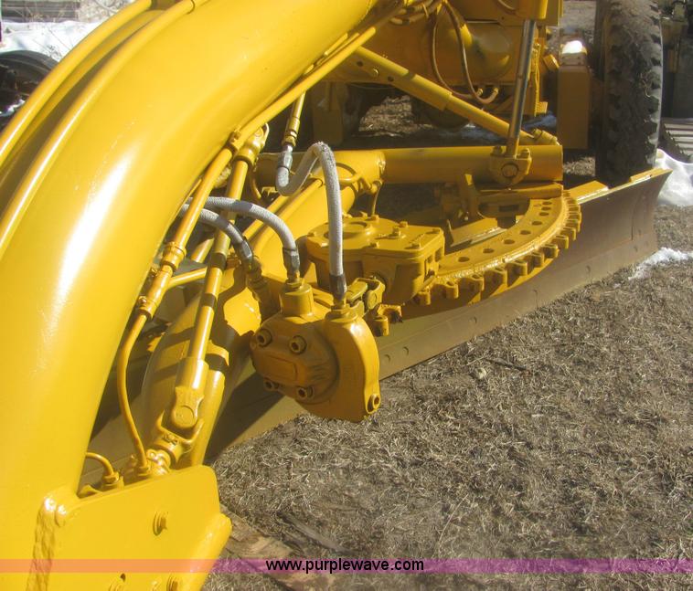 image for item 6835 Allis Chalmers D motor grader