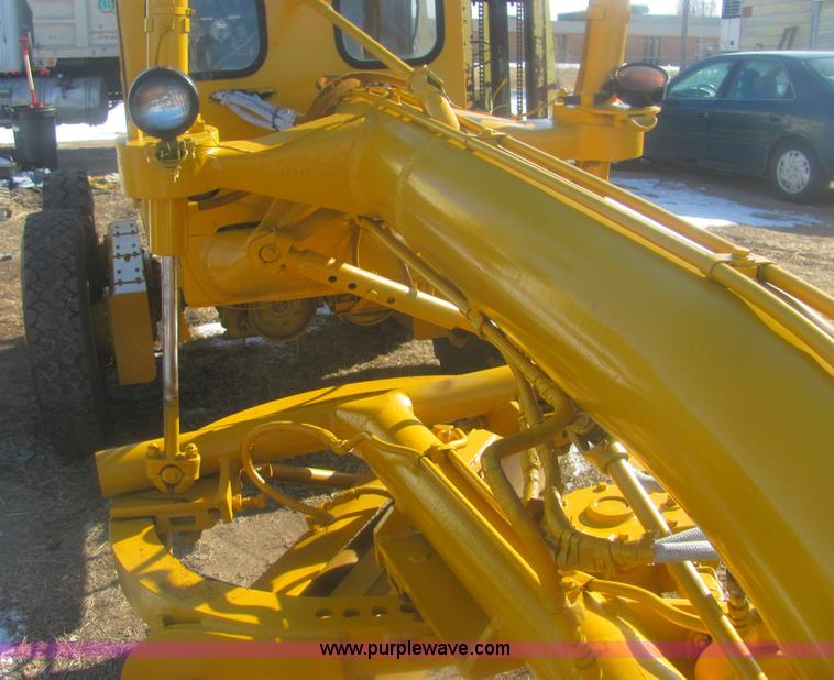 image for item 6835 Allis Chalmers D motor grader