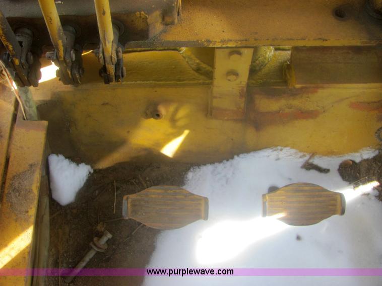 image for item 6835 Allis Chalmers D motor grader