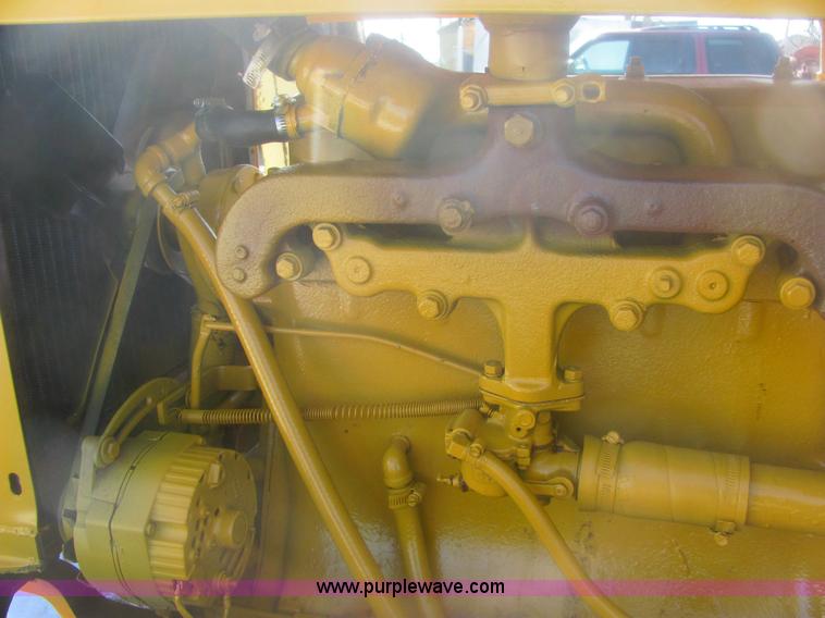 image for item 6835 Allis Chalmers D motor grader