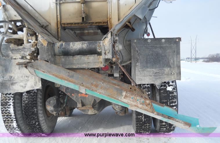 image for item 7790 1979 Ford 8000 dump truck