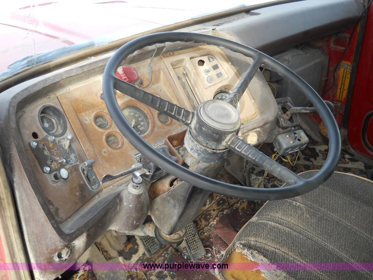 image for item 7790 1979 Ford 8000 dump truck