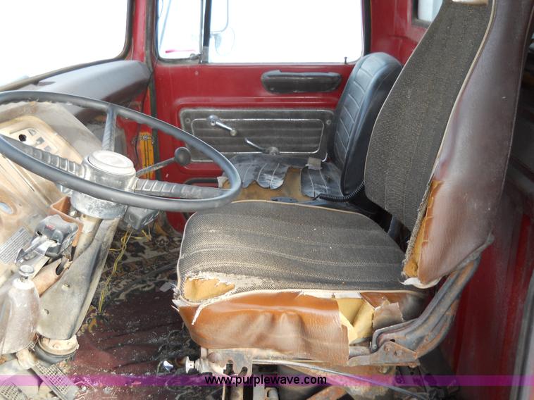 image for item 7790 1979 Ford 8000 dump truck