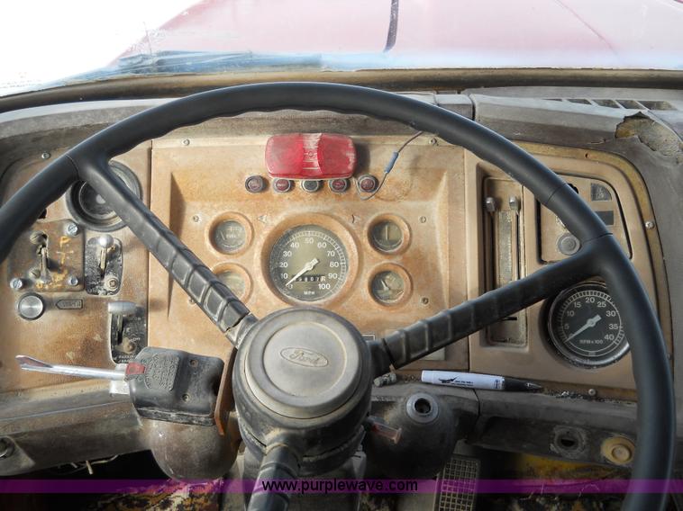 image for item 7790 1979 Ford 8000 dump truck