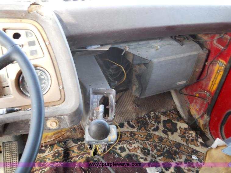 image for item 7790 1979 Ford 8000 dump truck