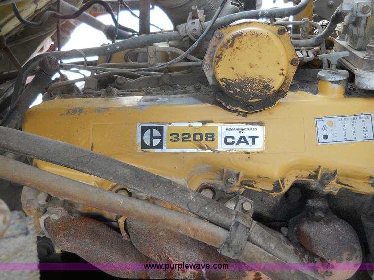 image for item 7790 1979 Ford 8000 dump truck