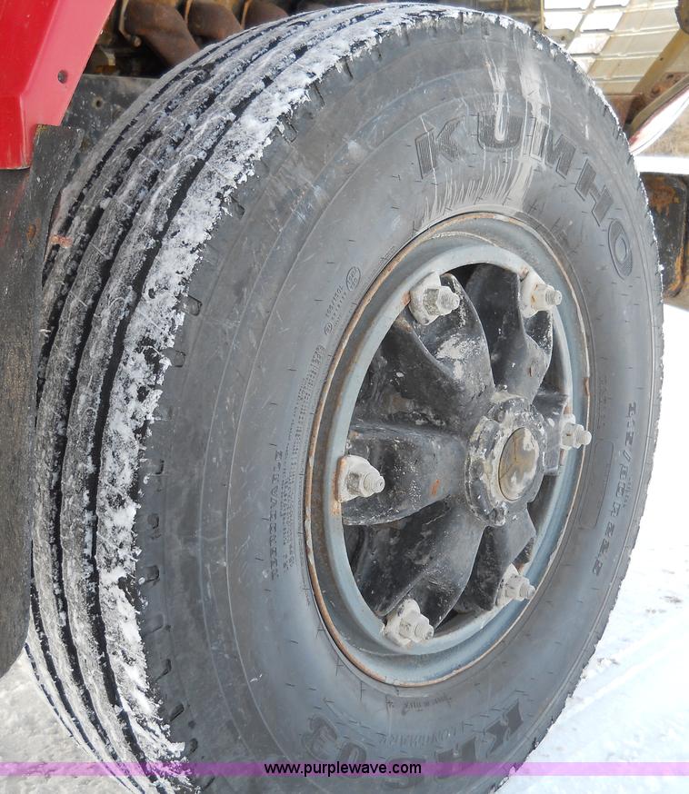 image for item 7790 1979 Ford 8000 dump truck