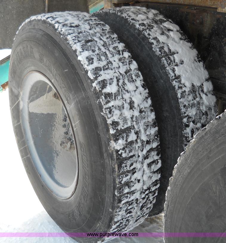 image for item 7790 1979 Ford 8000 dump truck