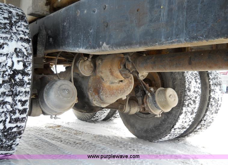 image for item 7790 1979 Ford 8000 dump truck