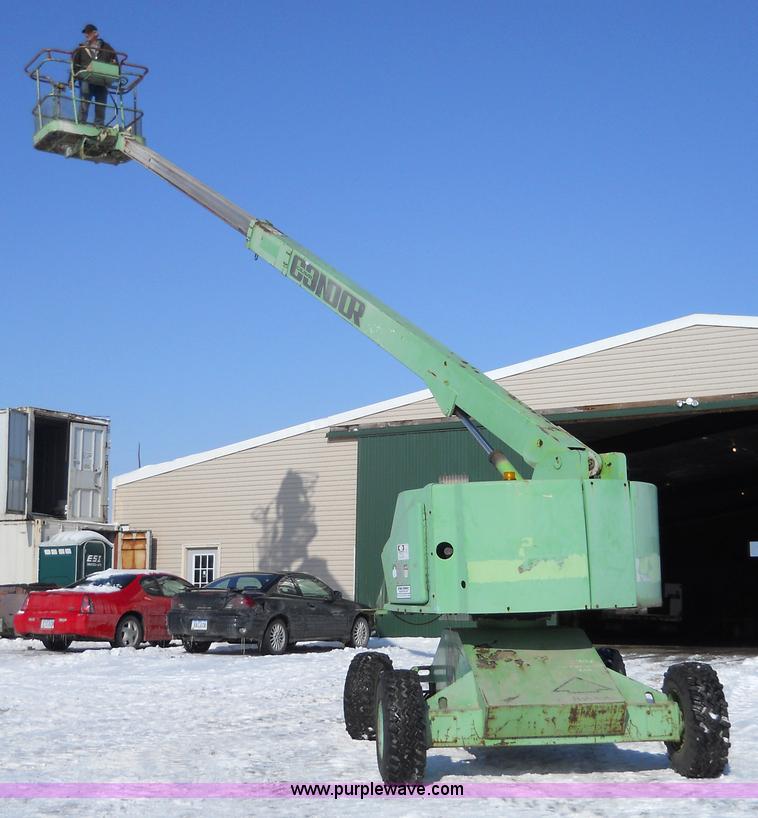 image for item 7792 1986 Condor 46 Qubic-8 elevating work platform