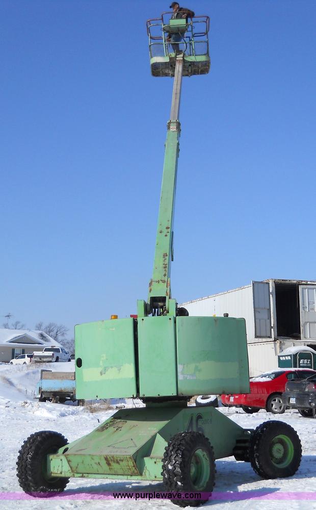 image for item 7792 1986 Condor 46 Qubic-8 elevating work platform