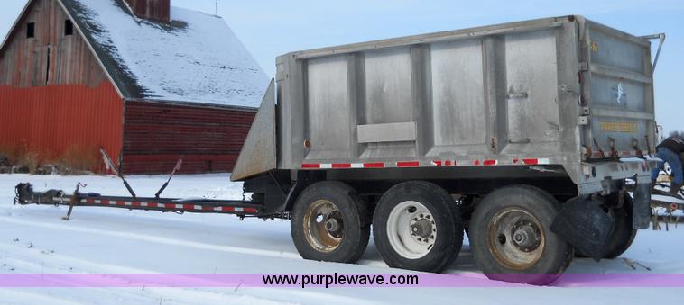 image for item 7799 1977 Stewart pup trailer