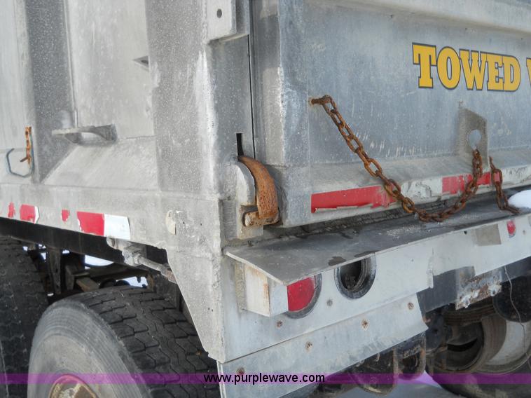 image for item 7799 1977 Stewart pup trailer