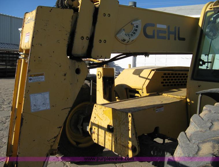 image for item 8115 1998 Gehl DL-8H Dyna Lift telehandler