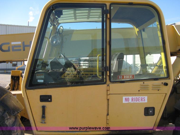 image for item 8115 1998 Gehl DL-8H Dyna Lift telehandler