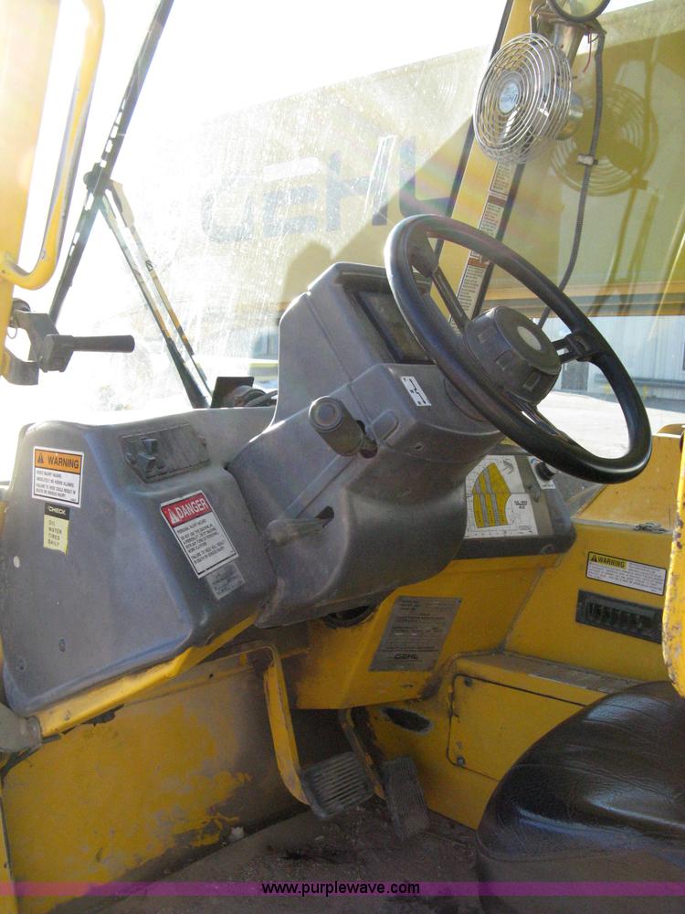 image for item 8115 1998 Gehl DL-8H Dyna Lift telehandler