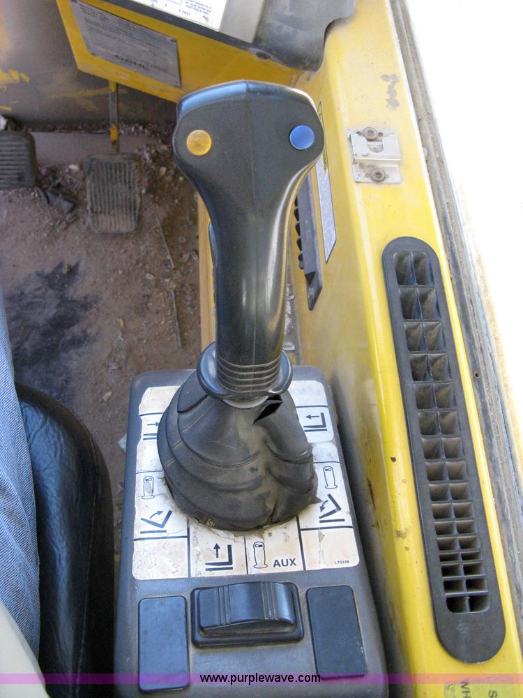 image for item 8115 1998 Gehl DL-8H Dyna Lift telehandler