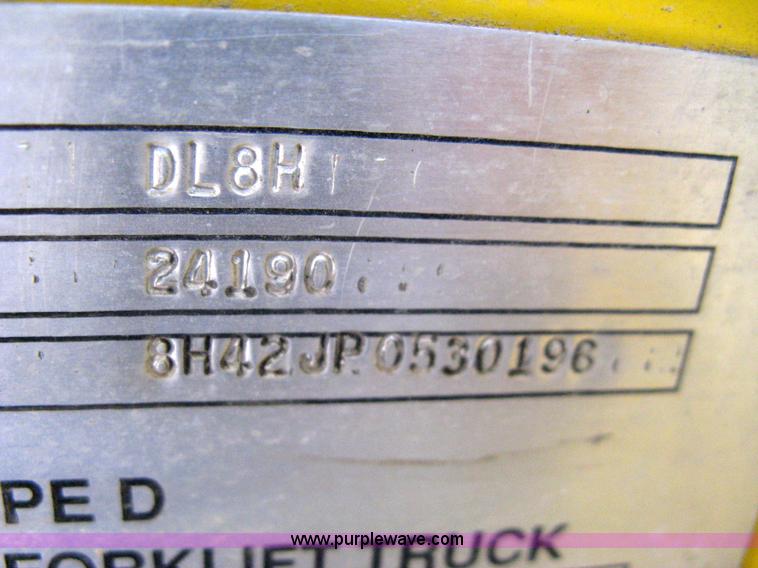 image for item 8115 1998 Gehl DL-8H Dyna Lift telehandler