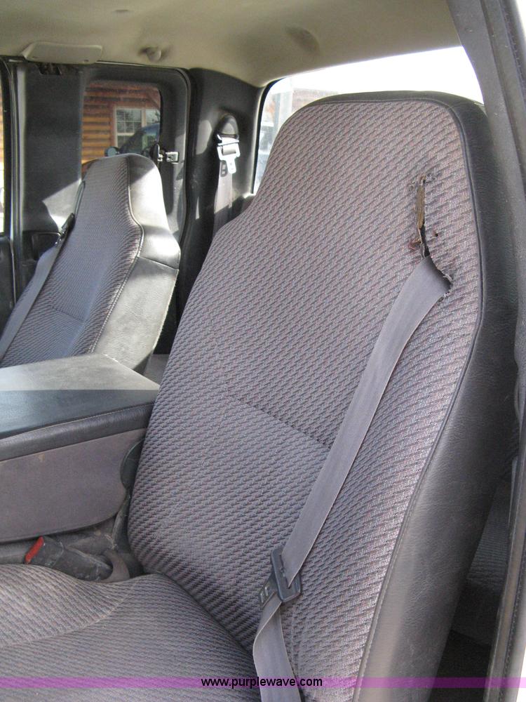 image for item 8144 2001 Dodge Ram 2500 quad-cab pickup truck