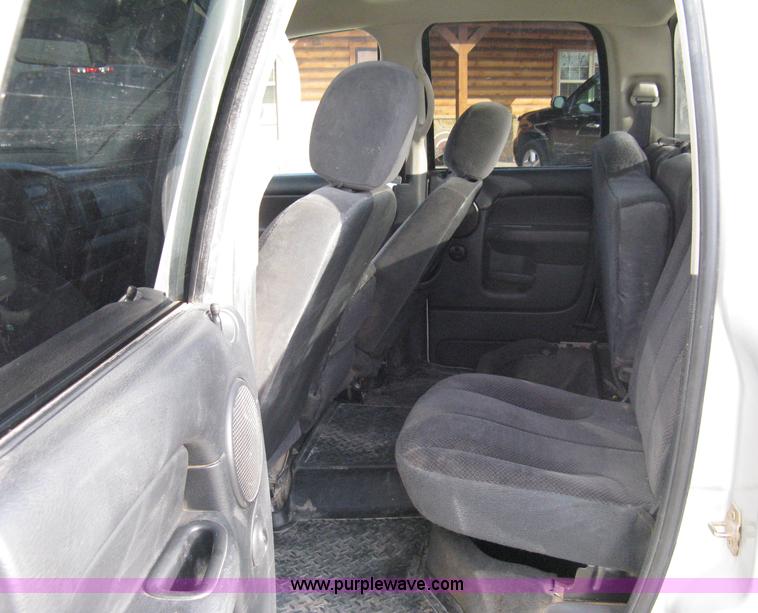image for item 8145 2003 Dodge Ram 2500 SLT Heavy Duty quad-cab pickup truck