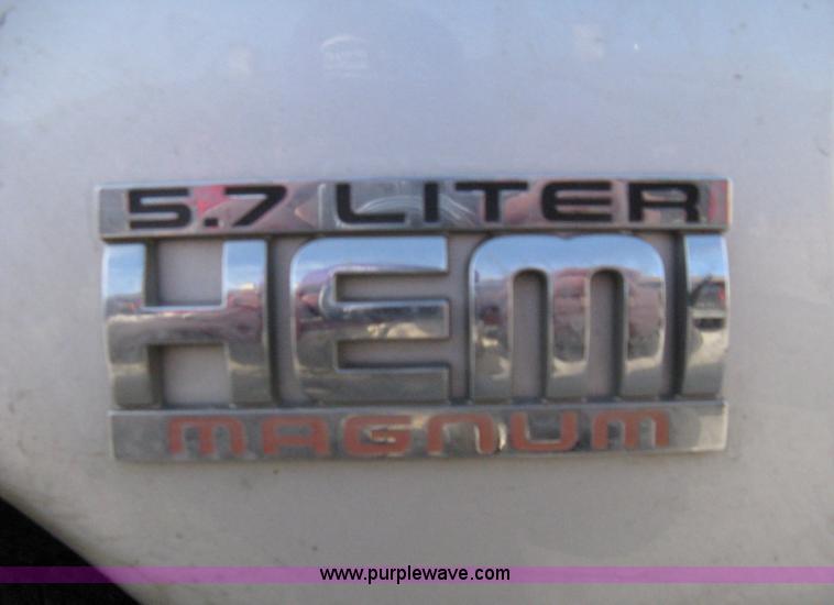 image for item 8145 2003 Dodge Ram 2500 SLT Heavy Duty quad-cab pickup truck