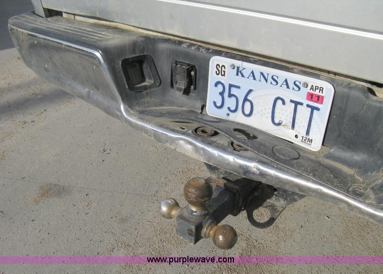 image for item 8145 2003 Dodge Ram 2500 SLT Heavy Duty quad-cab pickup truck